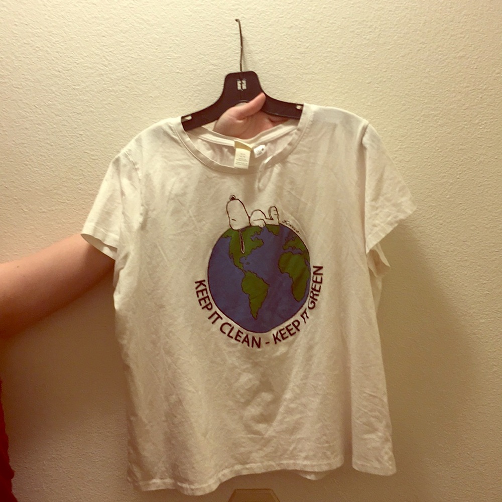 Snoopy t-shirt